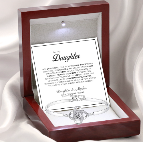 To My Daughter from Mom - Love Knot Bracelet - Forever Linked Together Message Card Gift